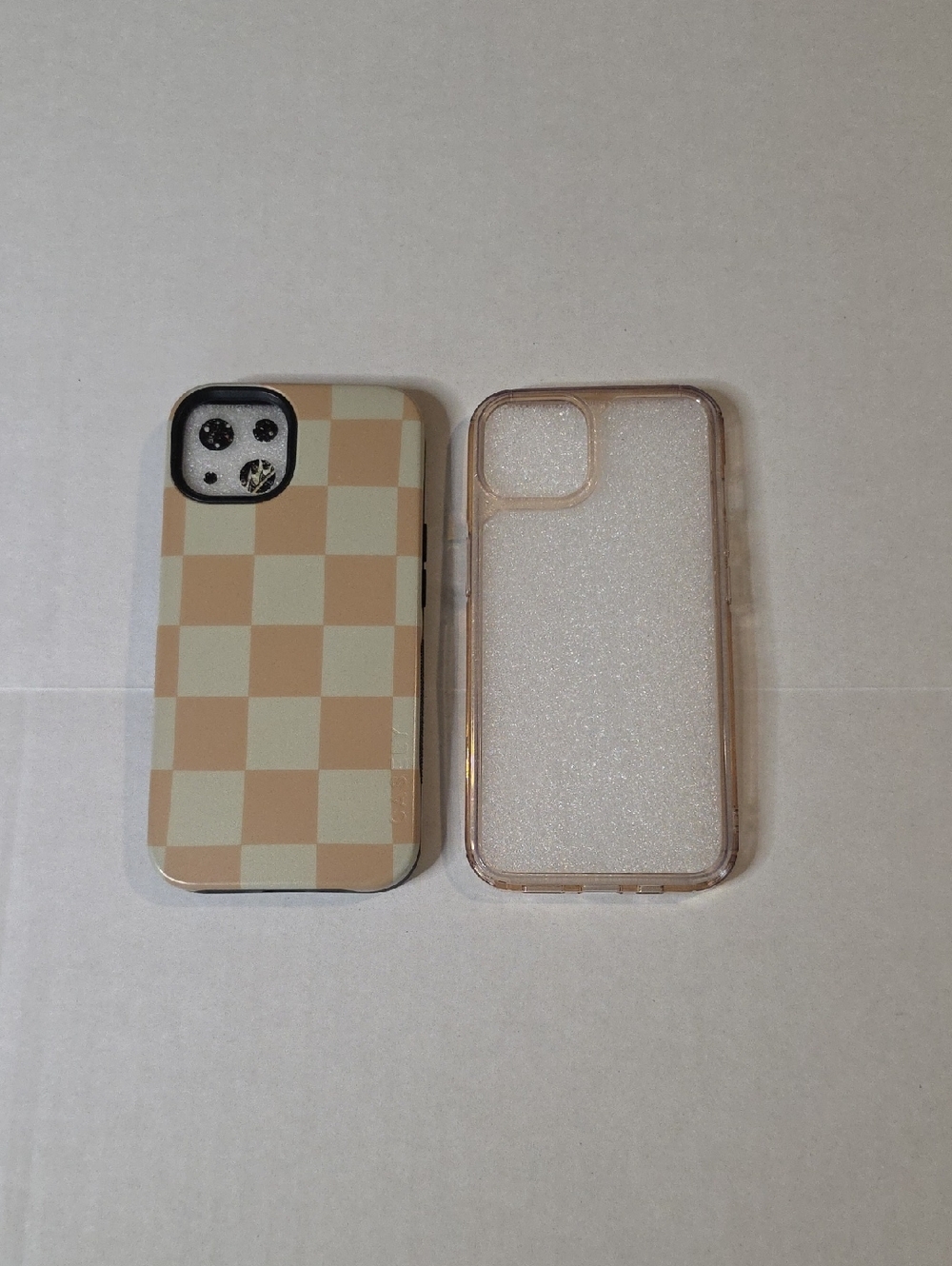 Casely Iphone 14 Checkerboard Phone Case
